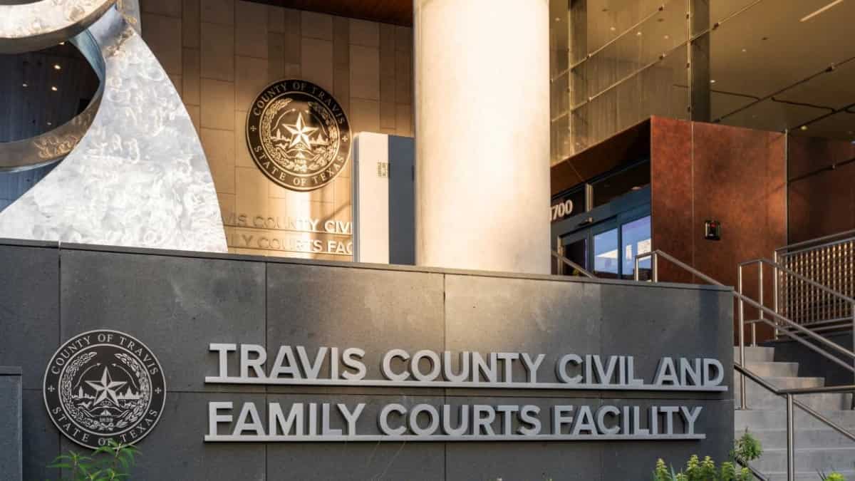 Texas judge allows woman with potentially life-threatening pregnancy to have abortion