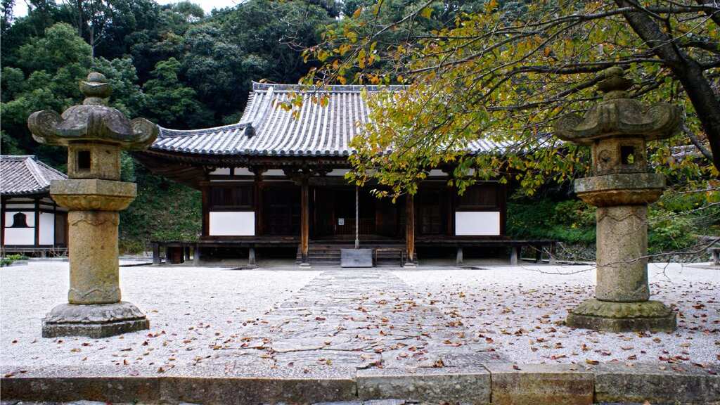 This Japan town will pay you a million Yen to live there...on one condition