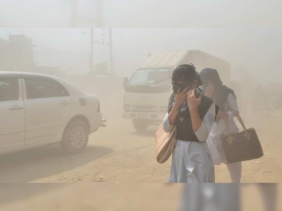 Breathing polluted air as kid? Your lungs might be paying the price years later: Study