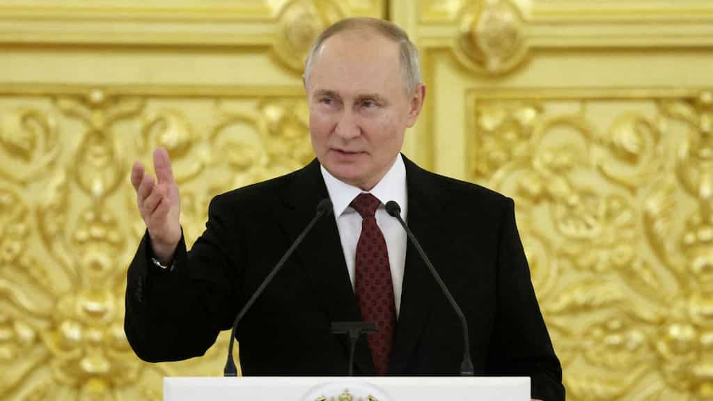 Putin to be ousted in ‘Black Swan’ palace coup? Ex-CIA chief makes bombshell claims