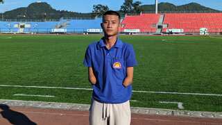 Lalhmingliana Khawlhring: This Indian footballer lost both hands when young, but that's not stopping him