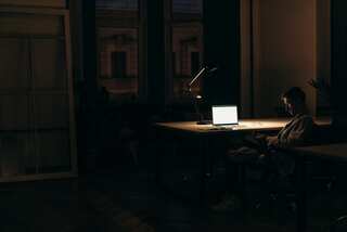 Study: Most people working night shifts develop some kind of sleep disorder