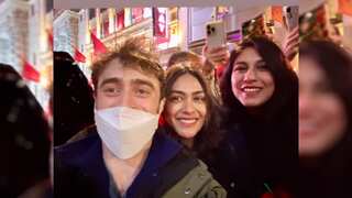 Mrunal Thakur had a fan girl moment with Harry Potter star Daniel Radcliffe; shares selfie