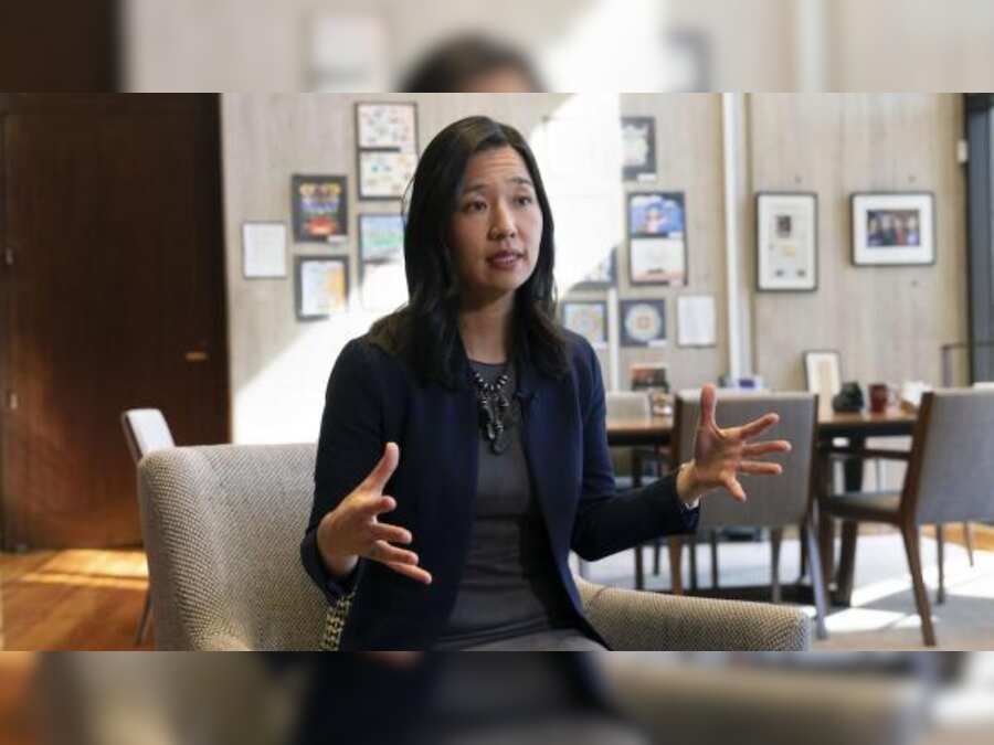 US: Boston mayor sparks outcry with 'no whites' Christmas party invitation