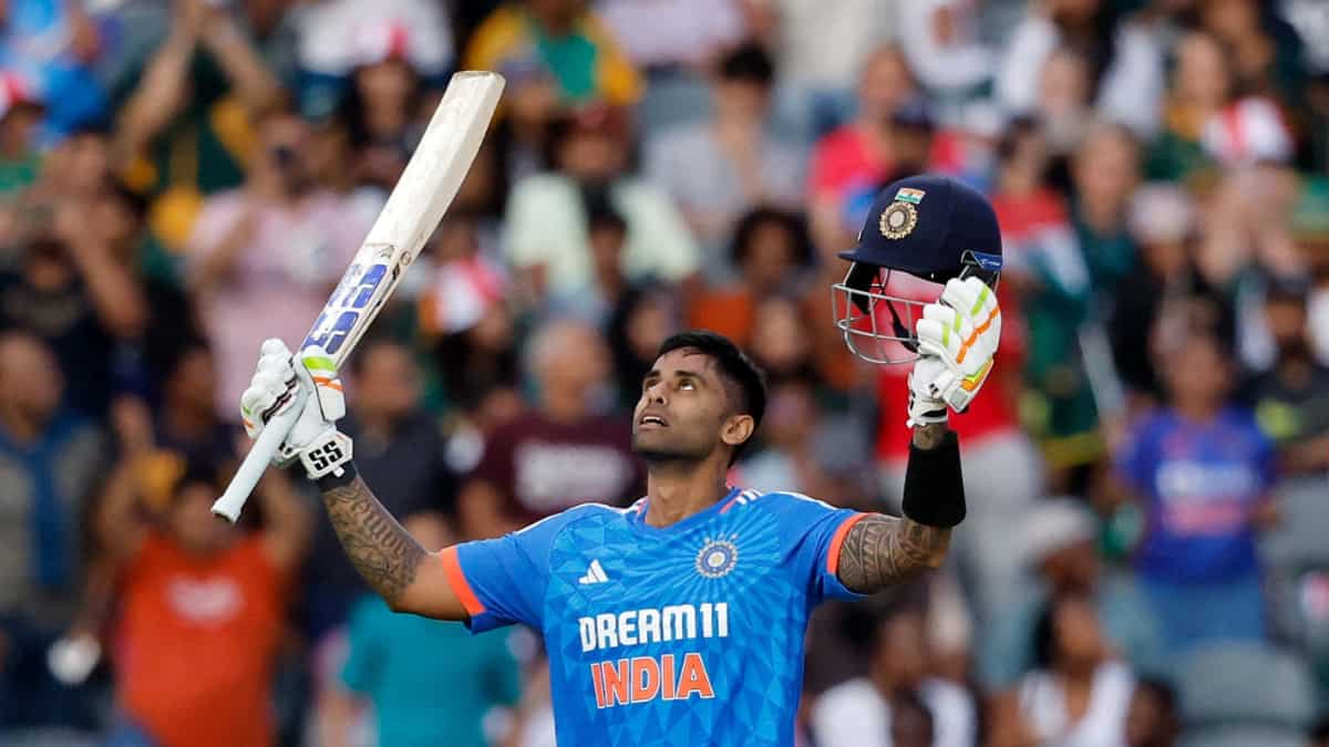Suryakumar, Kuldeep headline series-leveling win for India vs South Africa in 3rd T20I