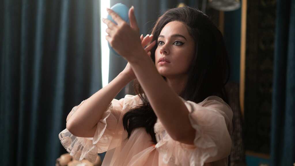 Priscilla movie review: A love story that's more smothering than sweet