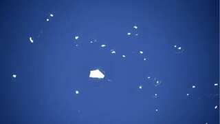 ISS astronaut snaps photos of icebergs - a reminder of climate change
