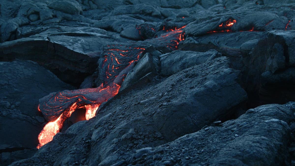 Officials in Iceland warn of volcanic eruption on Reykjanes Peninsula: Report Officials in Iceland warn of volcanic eruption on Reykjanes Peninsula: Report