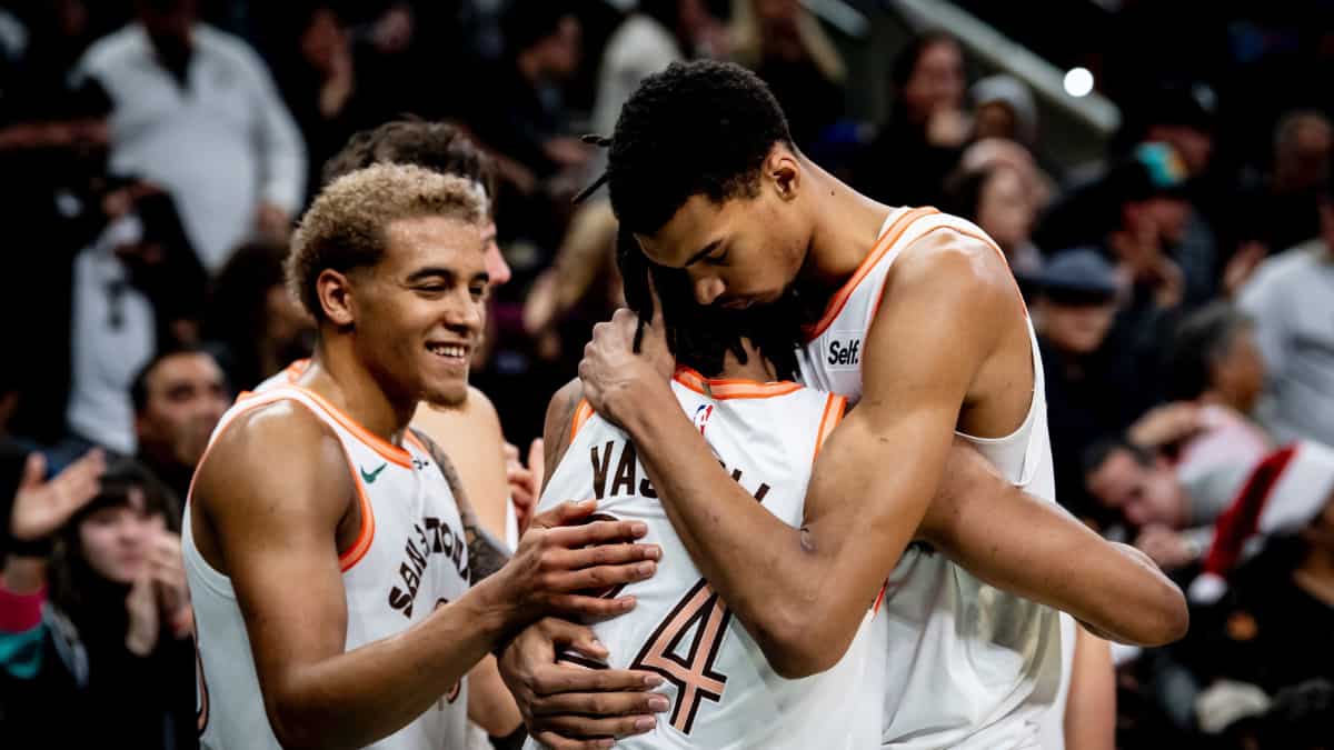 Victor Wembanyama comes out triumphant in first tussle with LeBron James as Spurs beat Lakers Victor Wembanyama comes out triumphant in first tussle with LeBron James as Spurs beat Lakers
