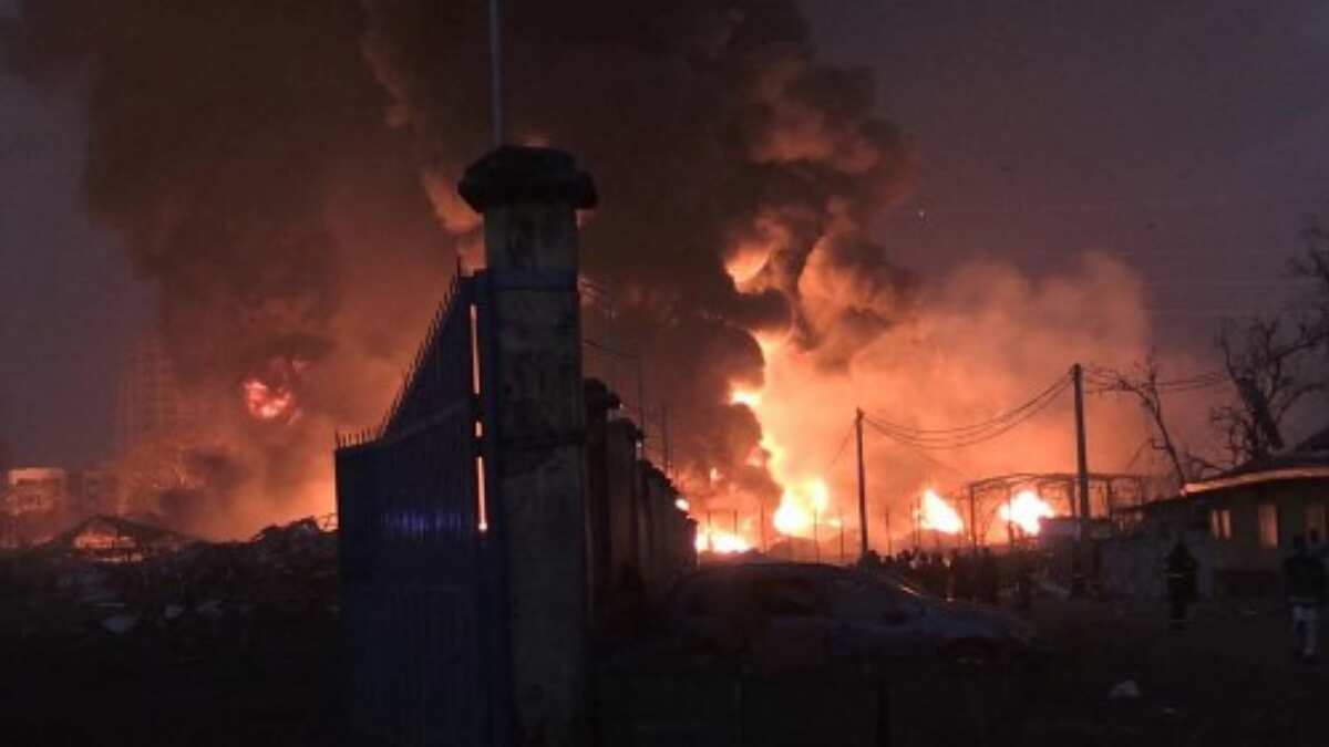 Video shows massive fire at main oil terminal in Guinea; at least 13 dead, dozens injured Video shows massive fire at main oil terminal in Guinea; at least 13 dead, dozens injured