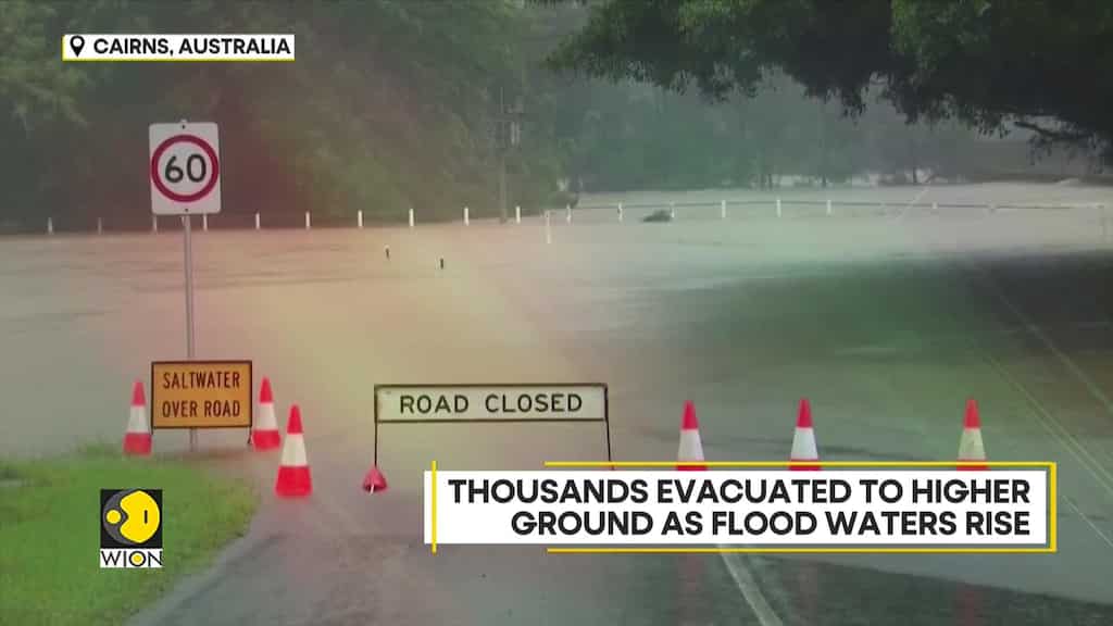 Australia flash floods: Thousands forced to flee as northeast Australia battles floods