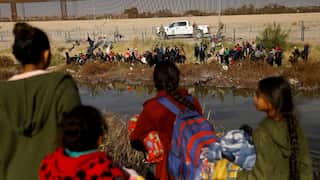 THIS city in US to launch $53 mn pre-paid card program for migrants
