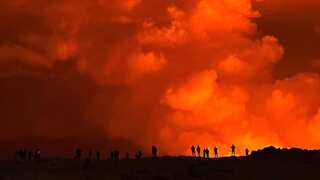 Thrill-seekers ignore danger warnings to capture volcano eruption in Iceland. Here’s what happens next