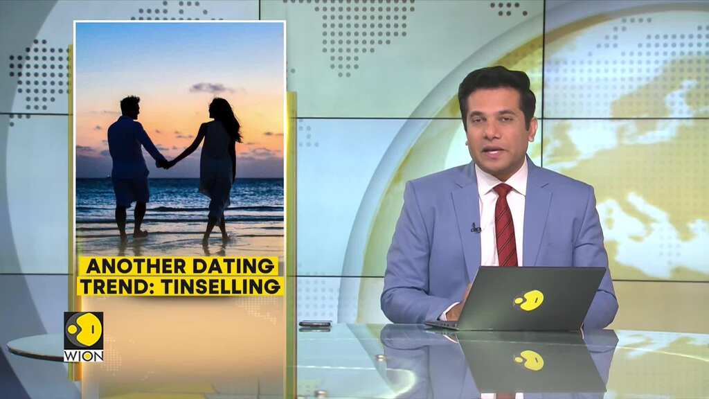 Decoding: The holiday dating trend