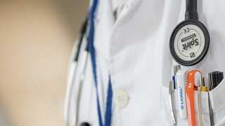 India: Mumbai doctors working in public hospitals to mark biometric attendance to cut patients’ wait time