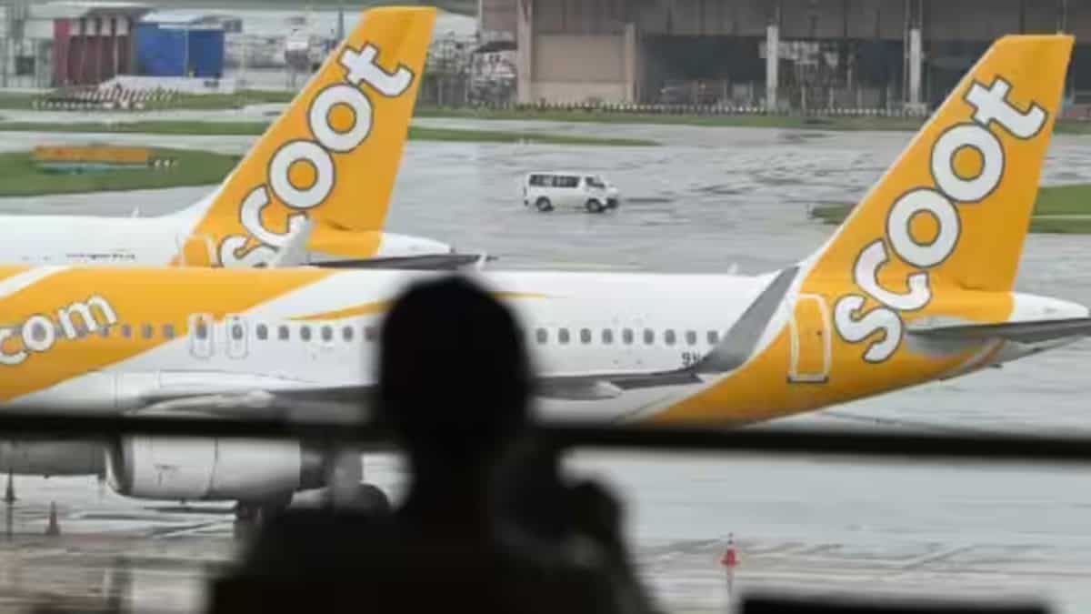 Mid-air heist: Man charged with stealing $23,000 from three fellow passengers Mid-air heist: Man charged with stealing $23,000 from three fellow passengers