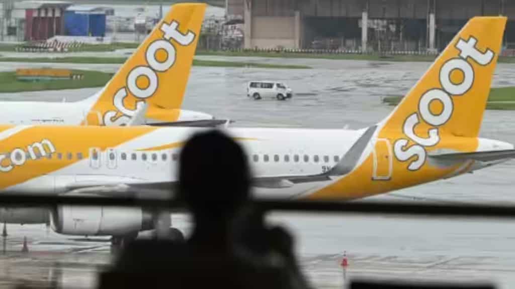 Mid-air heist: Man charged with stealing $23,000 from three fellow passengers
