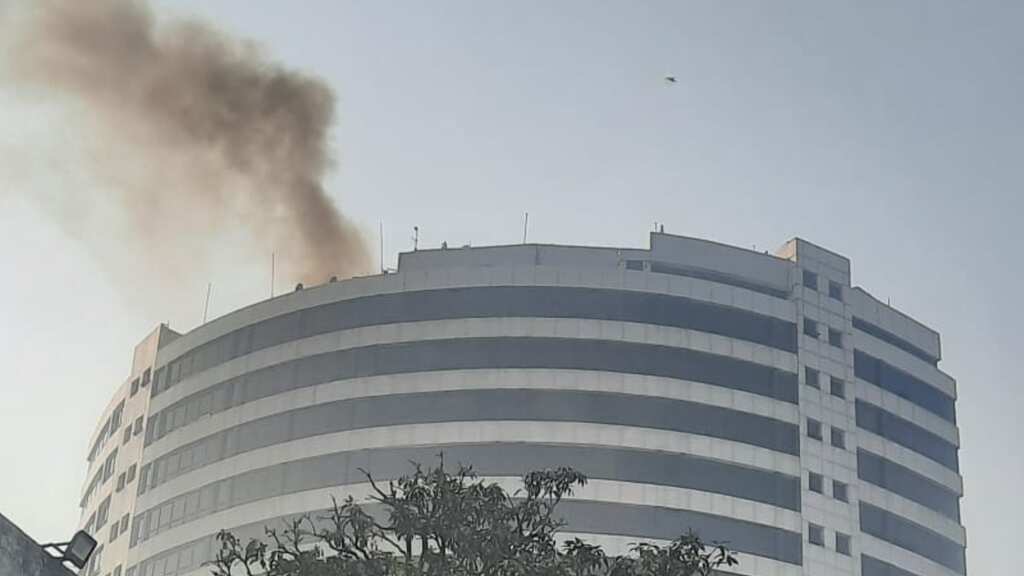 VIDEO: Massive fire breaks out in Gopaldas Bhagwan building in Delhi