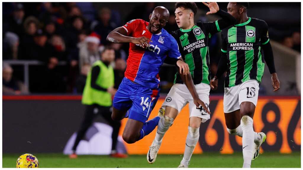 Premier League: Danny Welbeck salvages draw for Brighton at Crystal Palace