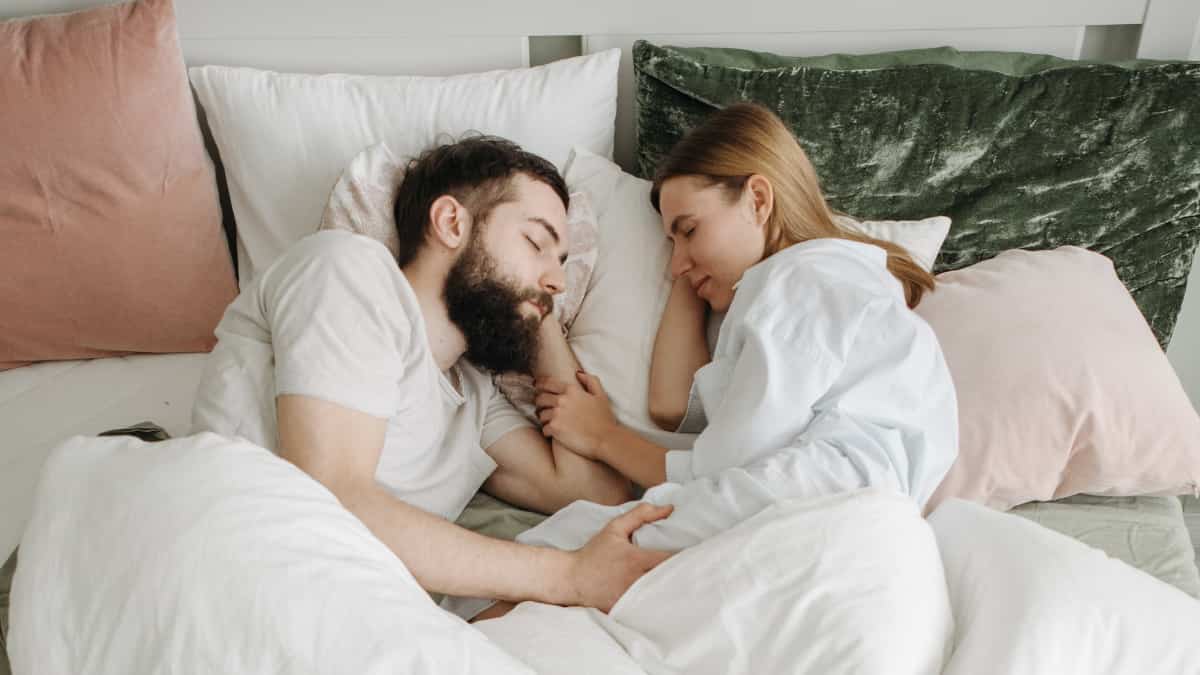 Cozy up solo: The rise of 'sleep divorce' and why one Hollywood A-lister is all for it