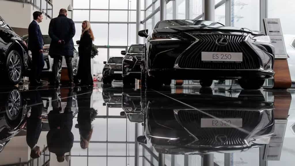Putin brings Rolf, Russia’s largest car dealership owned by Cyprus-based firm, under state management