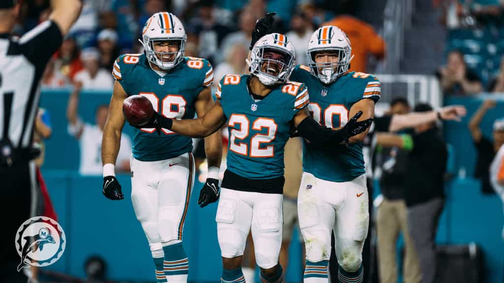 Dolphins seal playoff spot with thrilling win over Cowboys; Lions clinch NFC North