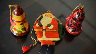Kashmir papier mâché artists get thousands of orders from across the world for Christmas
