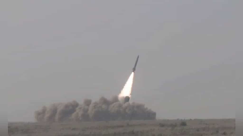 Pakistan successfully tests Fatah-II guided multi-launch rocket system