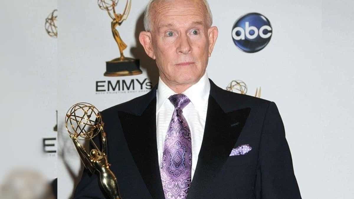 Tom Smothers of music-comedy duo The Smothers Brothers dies at 86
