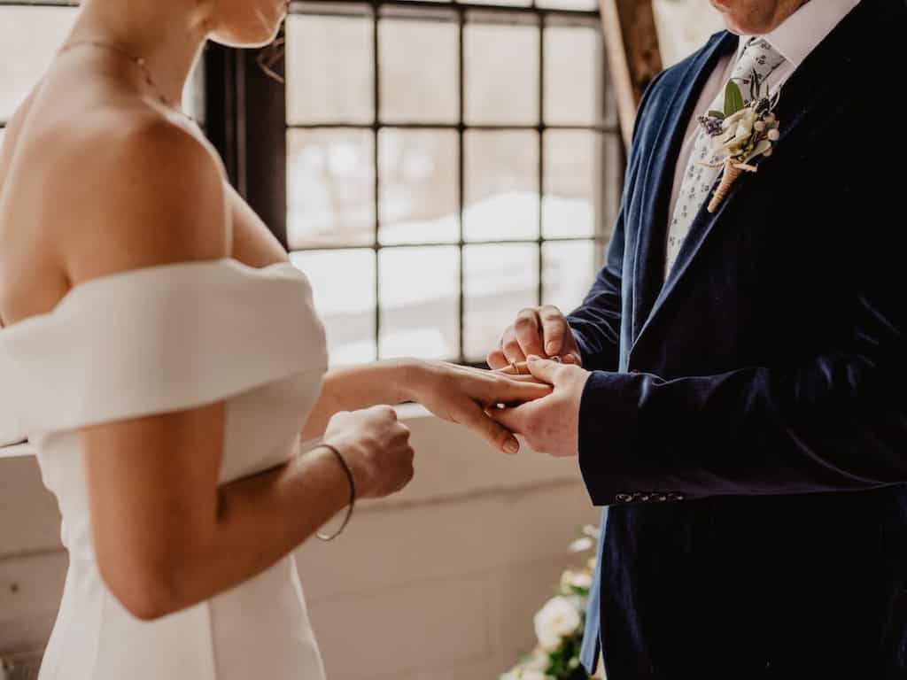 1-2-3 go, all set for wedding vow! Couples rush to Las Vegas to marry on 'magic date' of New Year's Eve