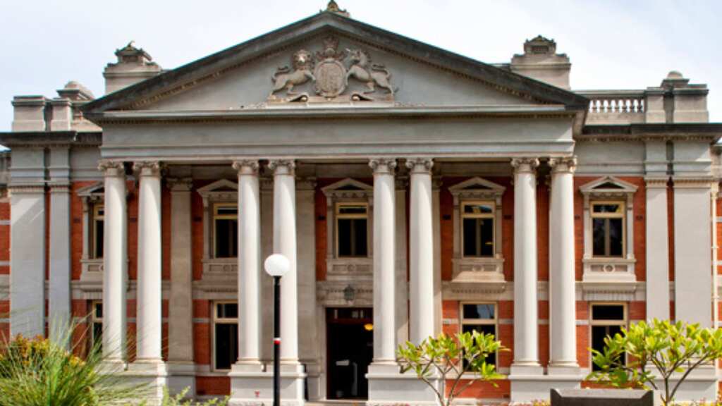 Australia's Supreme Court allows 62-year-old woman to remove sperm from her dead husband
