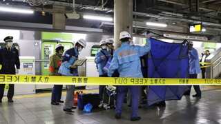 Knife-wielding woman stabs four on Tokyo train, three injured