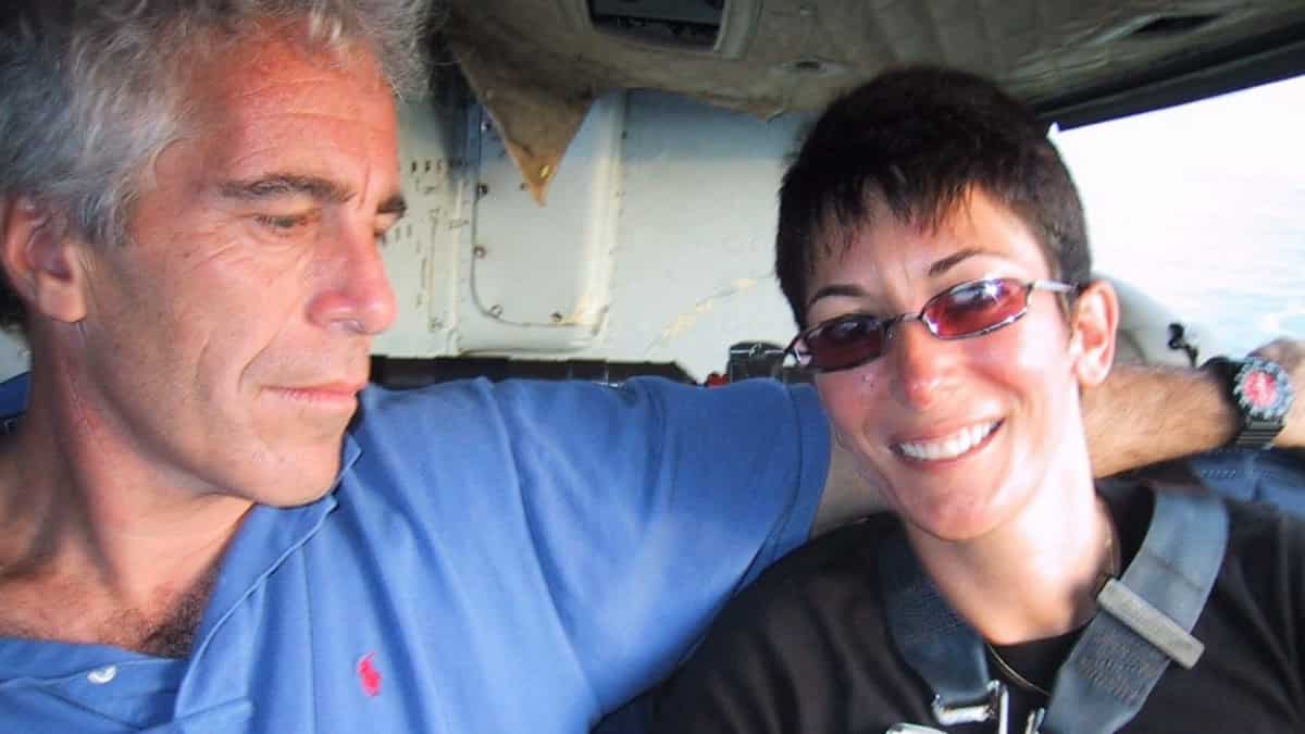 Jeffrey Epstein papers: Underage girls were recruited to be exploited 'for massages' Jeffrey Epstein papers: Underage girls were recruited to be exploited 'for massages'