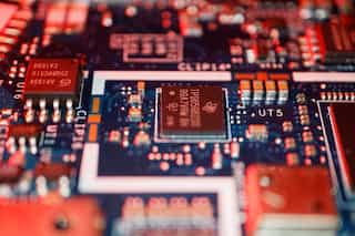 Scientists develop world’s first graphene semiconductor in revolutionary computing breakthrough