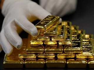 Gold holds steady as Iran strikes trigger increased safe-haven buying
