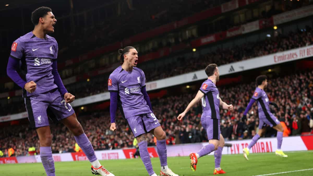 FA Cup: Liverpool seal dramatic win despite Arsenal's late barrage to enter fourth round FA Cup: Liverpool seal dramatic win despite Arsenal's late barrage to enter fourth round