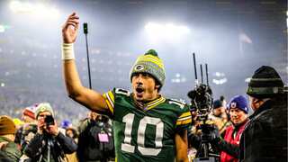 Green Bay Packers, Tampa Bay Buccaneers clinch playoff spot, Jaguars crash out