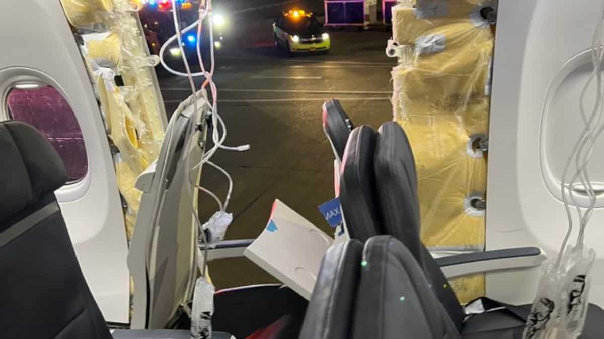 A loud boom, gusts of wind: Alaska Airlines passengers recall the moment door of plane fell off