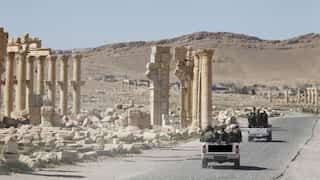 Islamic State group kills 14 Syria soldiers, says war monitor