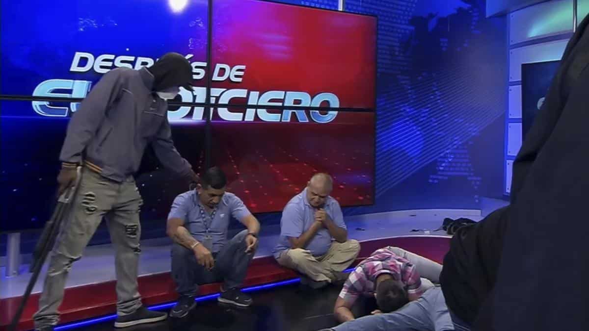 Ecuador: Gunshots on live TV broadcast send shockwaves amid state of emergency | Video