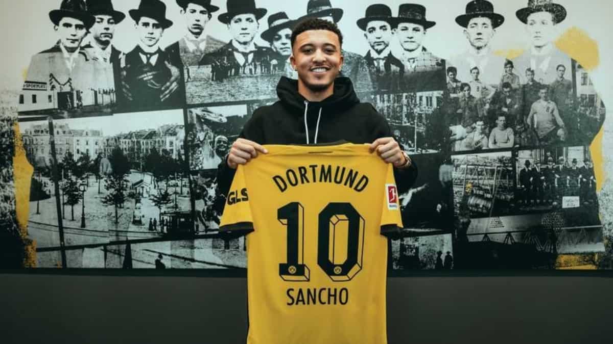 Football Transfers: Jadon Sancho escapes Manchester United exile to rejoin Borussia Dortmund on loan Football Transfers: Jadon Sancho escapes Manchester United exile to rejoin Borussia Dortmund on loan