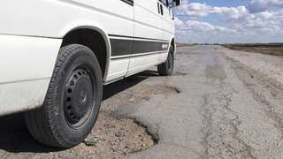 India: Pothole jolt brings 80-year-old clinically dead man to life in Haryana