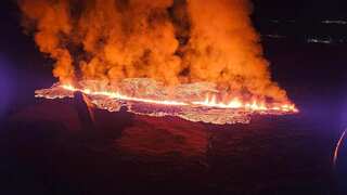 Video: Volcano erupts near Icelandic fishing town, sets houses on fire