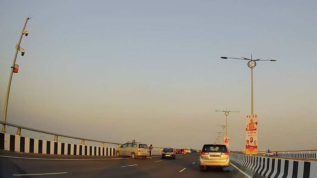 WATCH: Sight of people flouting rules on India’s longest sea bridge takes internet by storm