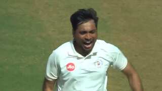 Siddharth Desai takes seven-for as Gujarat defend 109 against Karnataka in Ranji Trophy - WATCH