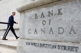 Canadian firms face decline in orders, inflation easing despite concerns: Central bank survey