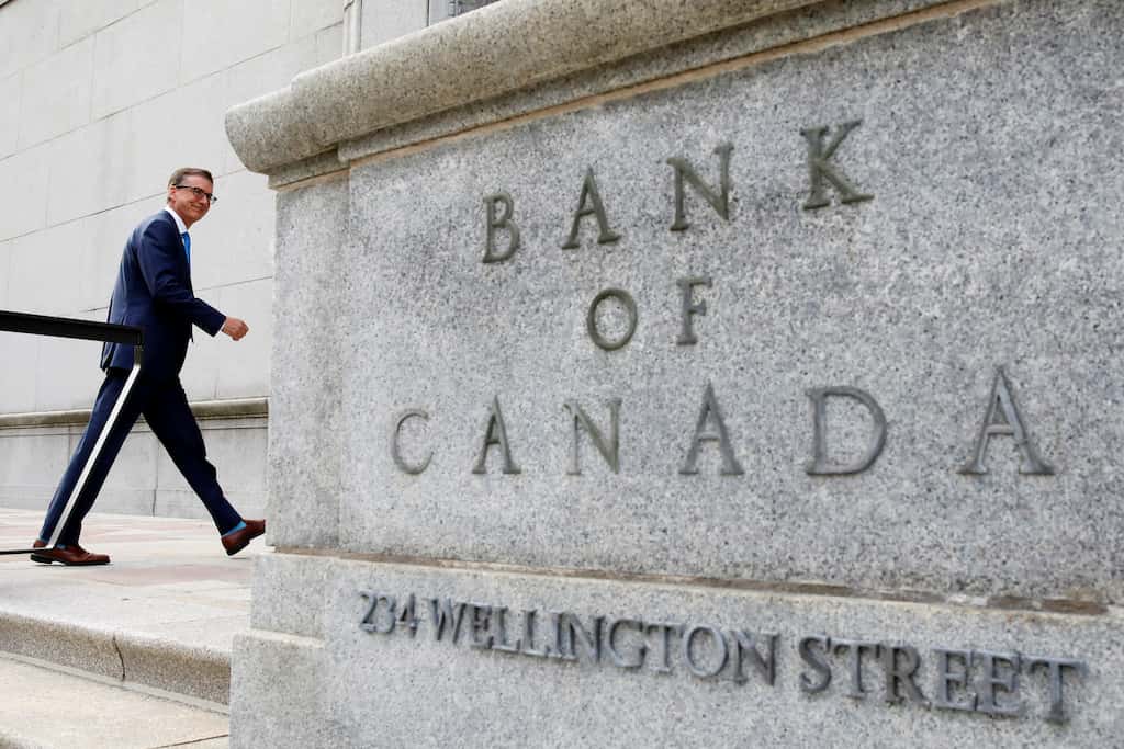 Canadian firms face decline in orders, inflation easing despite concerns: Central bank survey