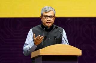 India seeks $100 billion in annual FDI in coming years: Minister