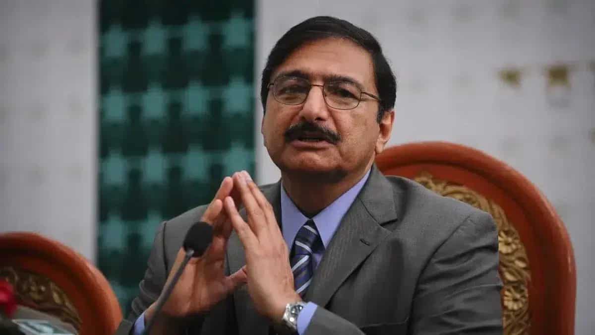 Zaka Ashraf steps down as PCB management committee chairman Zaka Ashraf steps down as PCB management committee chairman