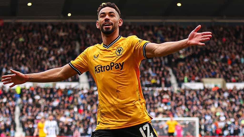 Wolves' FA Cup derby win over West Brom interrupted by crowd trouble